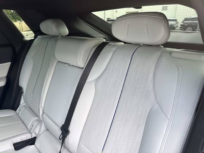 2024 Cadillac LYRIQ Luxury 2