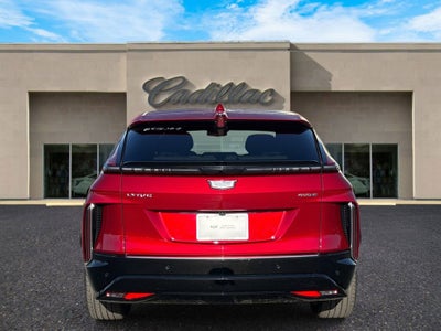 2024 Cadillac LYRIQ Luxury 2