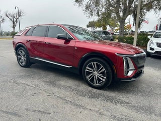 2024 Cadillac LYRIQ Luxury 2