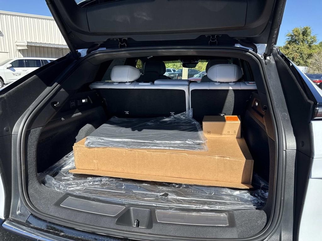 2026 Cadillac LYRIQ Premium Luxury