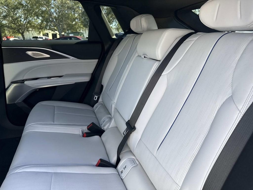 2026 Cadillac LYRIQ Premium Luxury