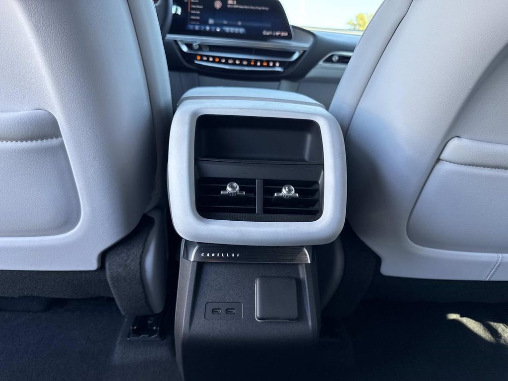 2026 Cadillac LYRIQ Premium Luxury