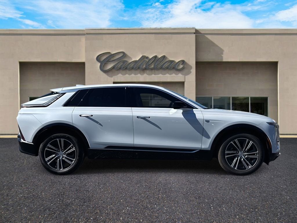 2026 Cadillac LYRIQ Premium Luxury