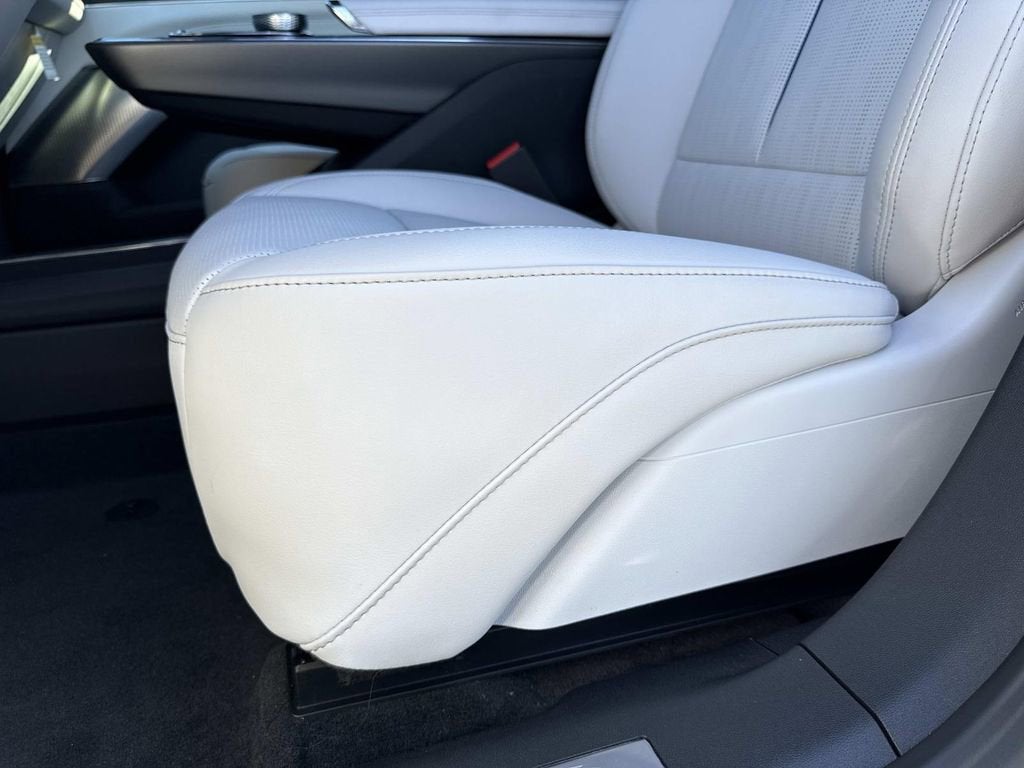 2026 Cadillac LYRIQ Premium Luxury