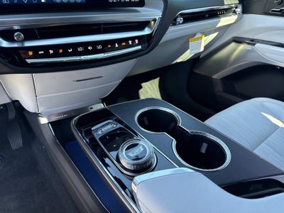 2026 Cadillac LYRIQ Premium Luxury