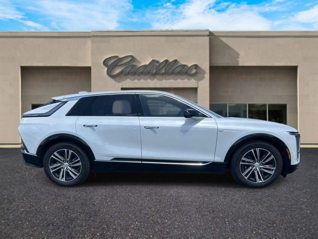 Certified 2024 Cadillac LYRIQ Luxury 2 with VIN 1GYKPRRLXRZ121126 for sale in Leesburg, FL