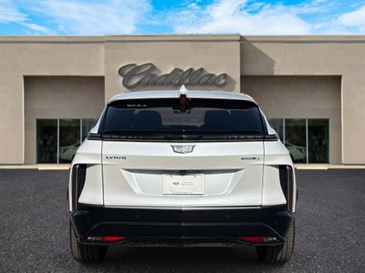 2024 Cadillac LYRIQ Luxury 2