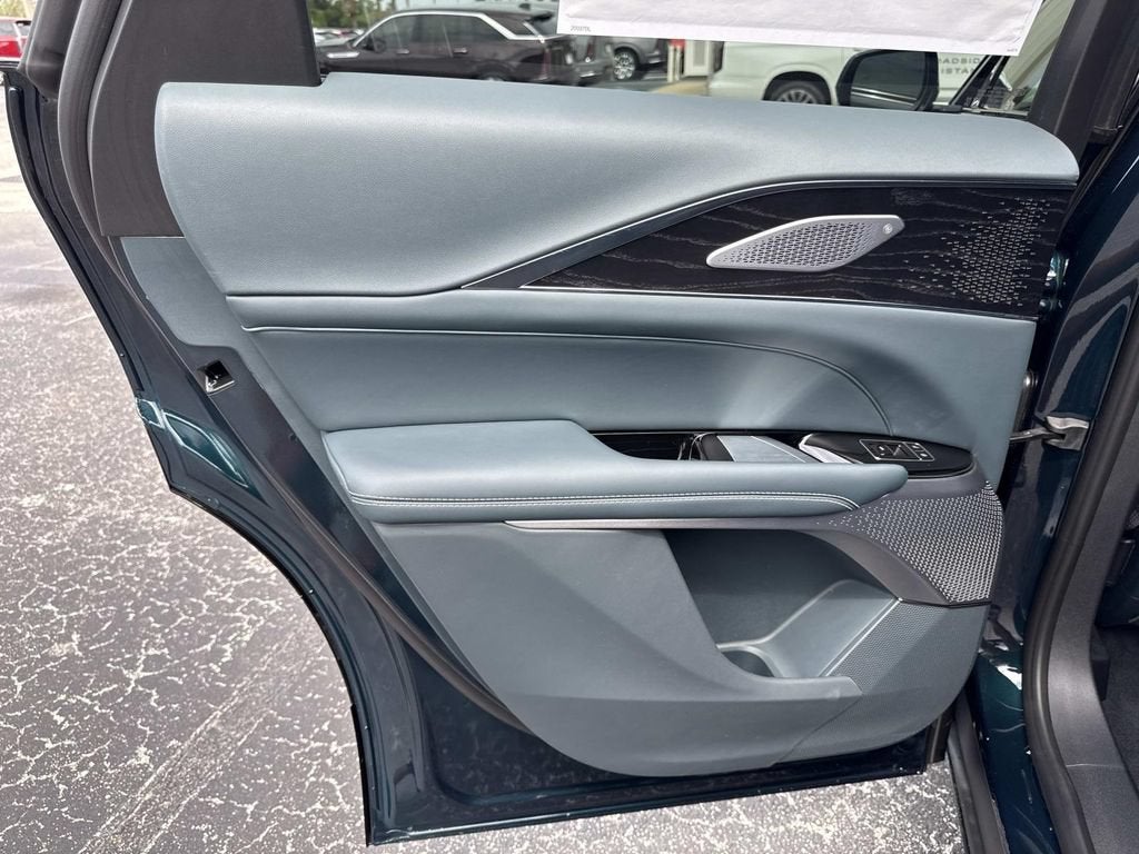 2026 Cadillac LYRIQ Signature Luxury