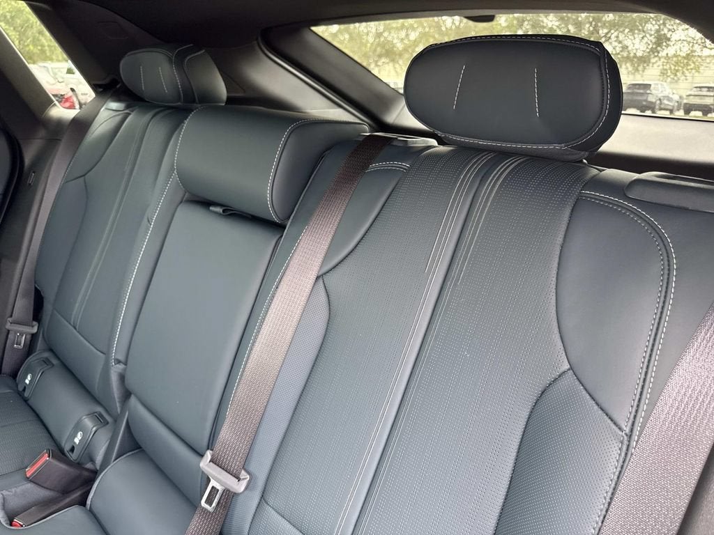 2026 Cadillac LYRIQ Signature Luxury