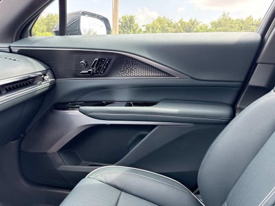 2026 Cadillac LYRIQ Signature Luxury
