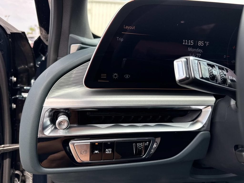 2026 Cadillac LYRIQ Signature Luxury