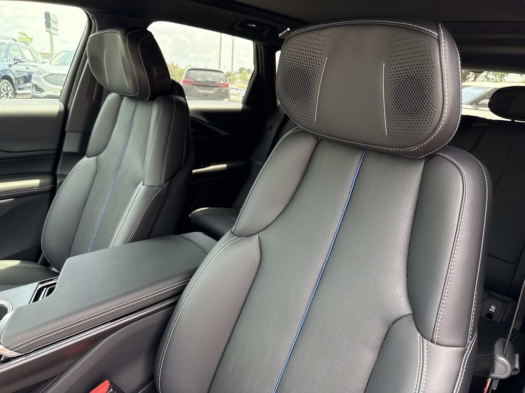 2026 Cadillac LYRIQ Signature Luxury