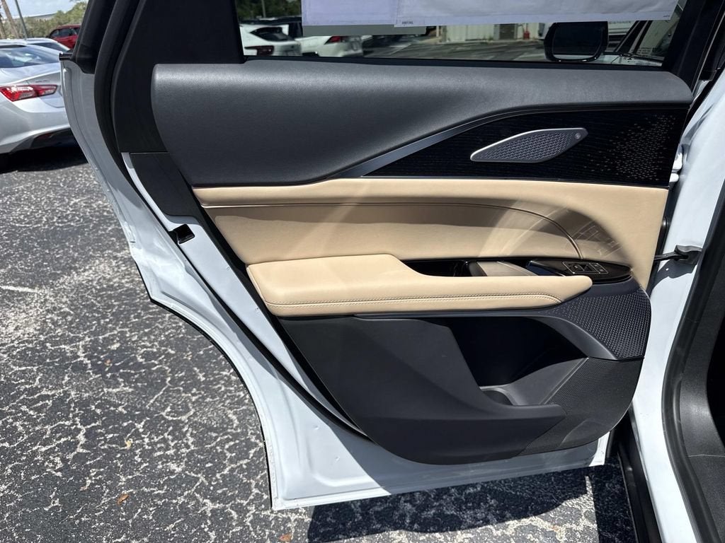 2026 Cadillac LYRIQ Signature Luxury