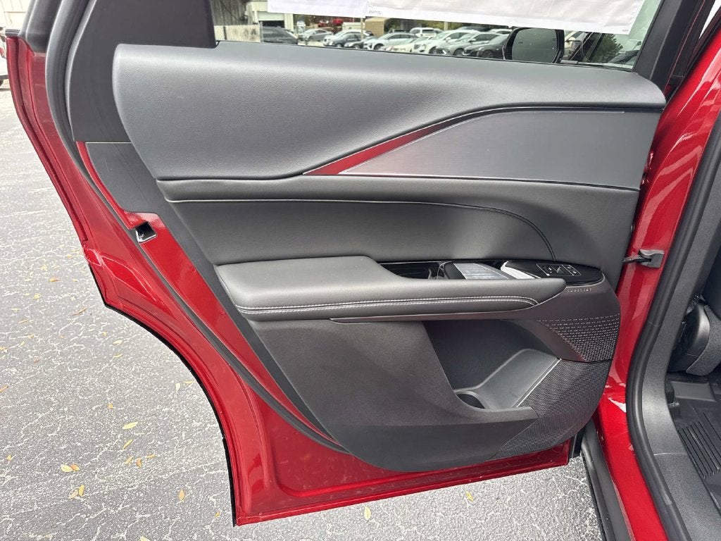2027 Cadillac LYRIQ Sport