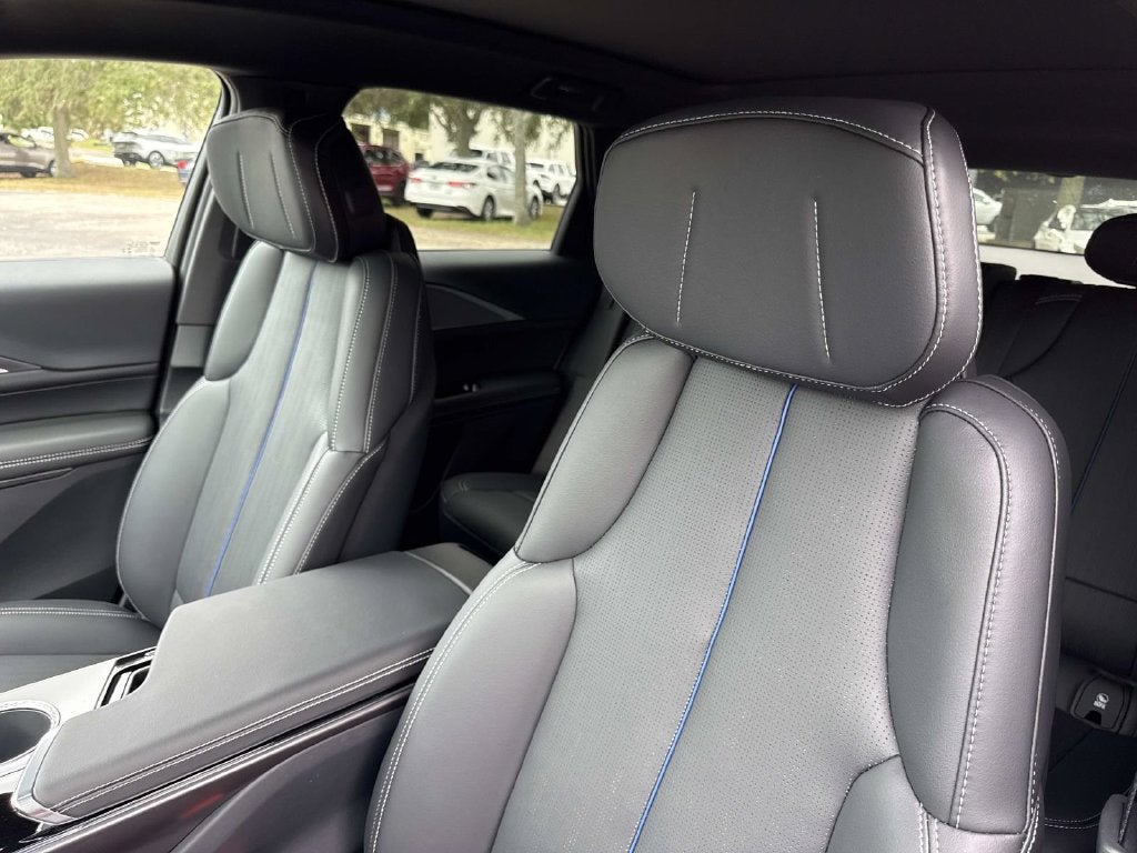 2027 Cadillac LYRIQ Sport