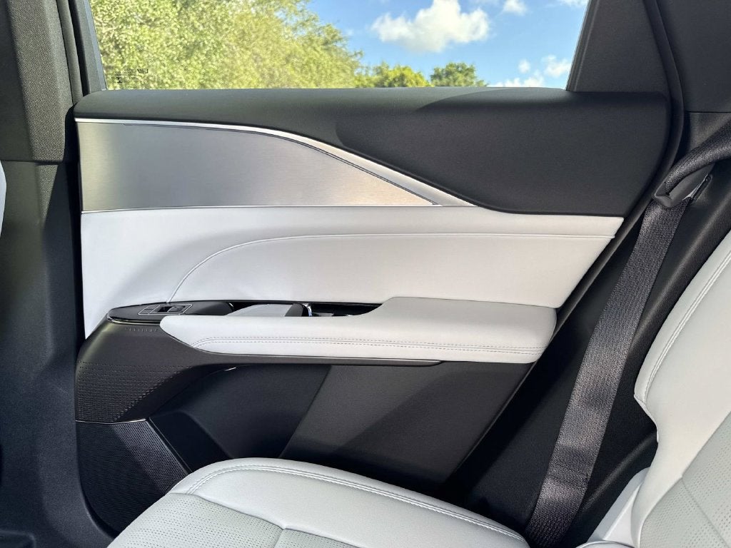 2027 Cadillac LYRIQ Sport