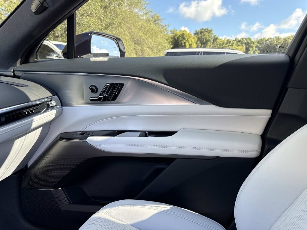 2027 Cadillac LYRIQ Sport
