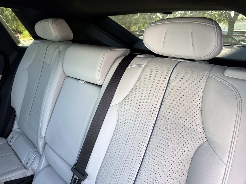 2024 Cadillac LYRIQ Sport 2
