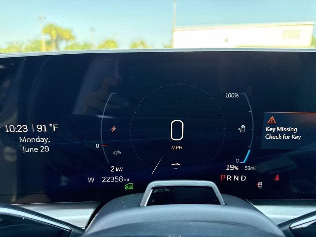2024 Cadillac LYRIQ Sport 2