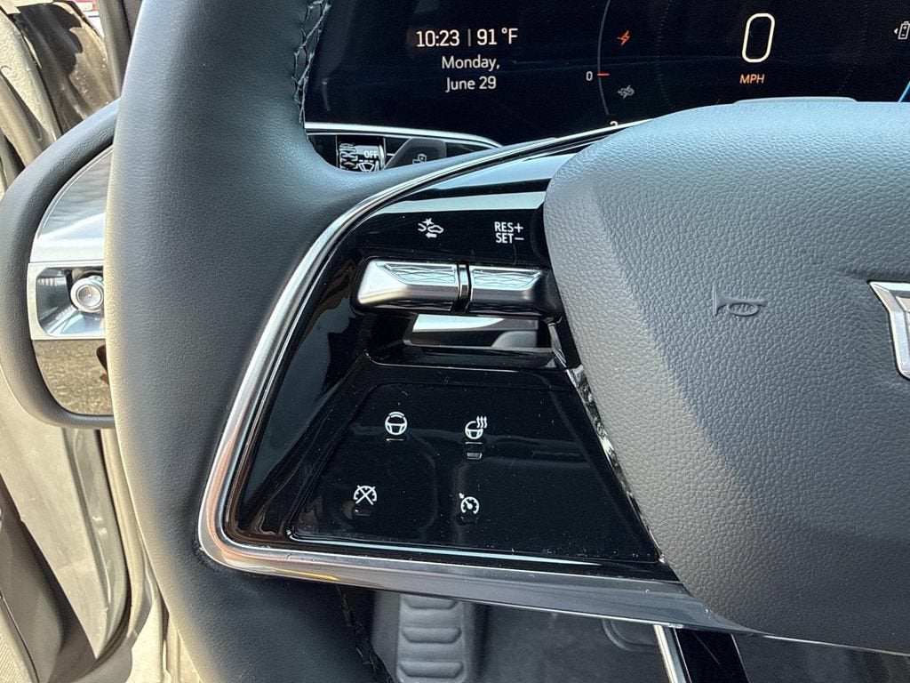 2024 Cadillac LYRIQ Sport 2