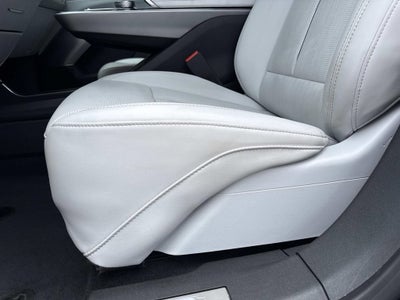 2024 Cadillac LYRIQ Sport 2