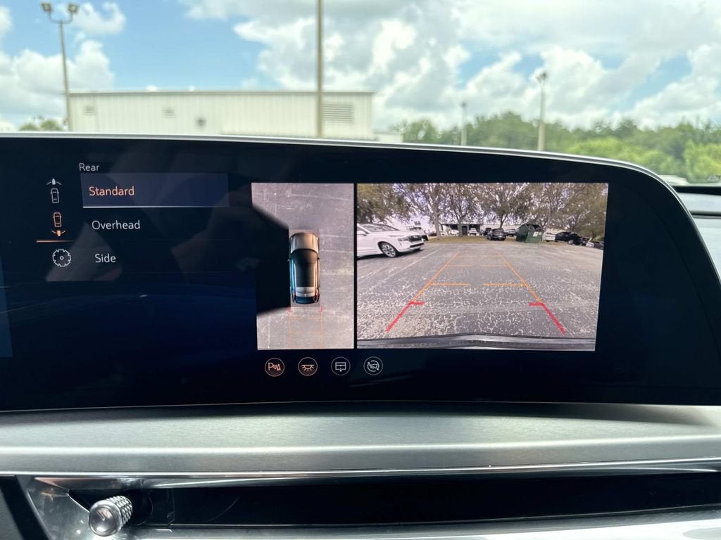 2024 Cadillac LYRIQ Sport 2