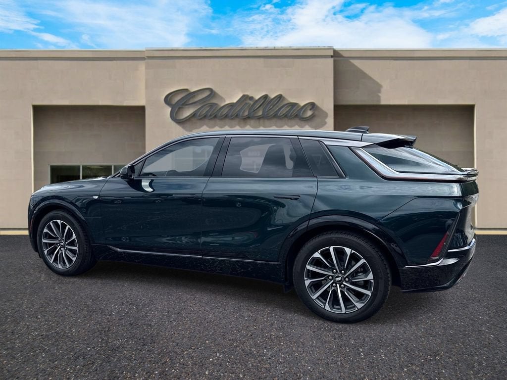 2024 Cadillac LYRIQ Sport 2