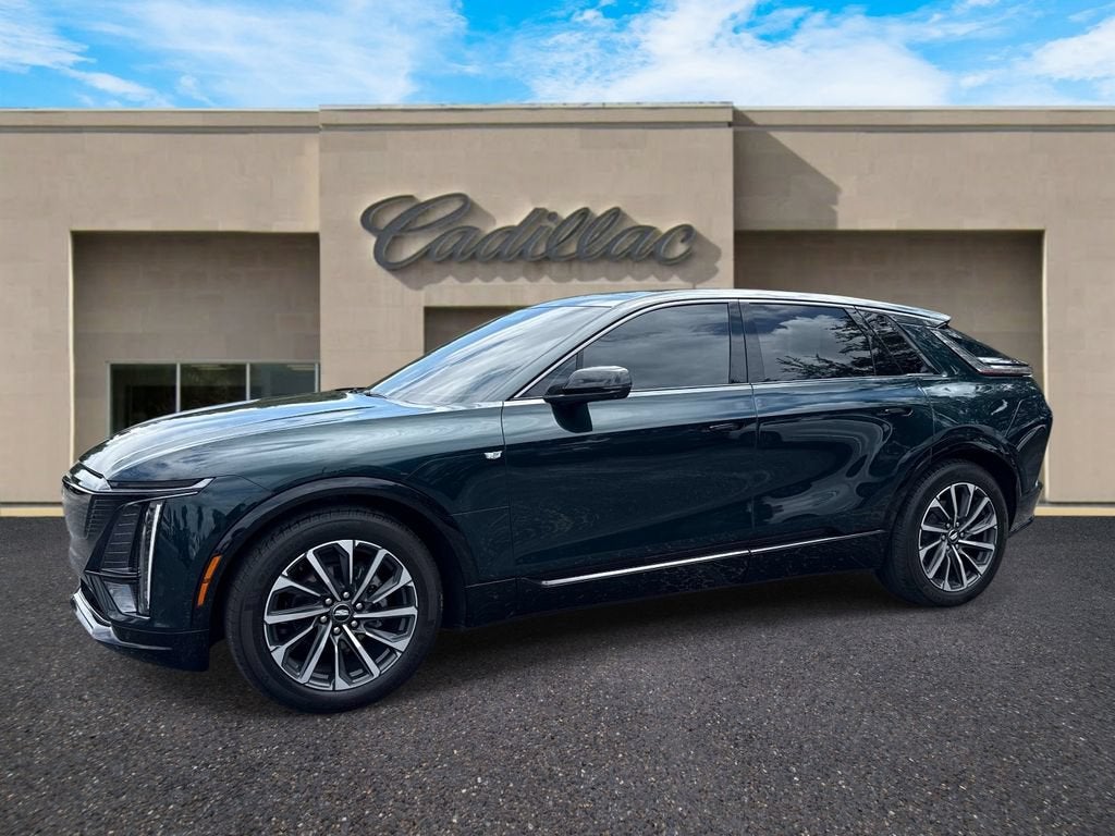 2024 Cadillac LYRIQ Sport 2