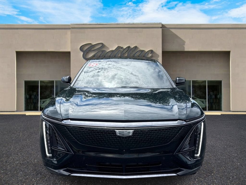 2024 Cadillac LYRIQ Sport 2