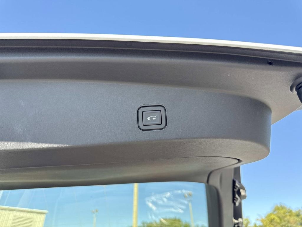 2026 Cadillac LYRIQ Premium Sport