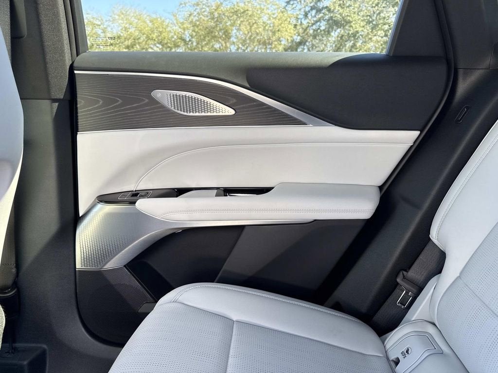 2026 Cadillac LYRIQ Premium Sport