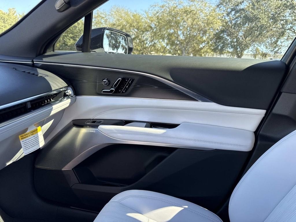 2026 Cadillac LYRIQ Premium Sport