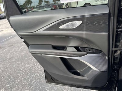 2024 Cadillac LYRIQ Sport 3