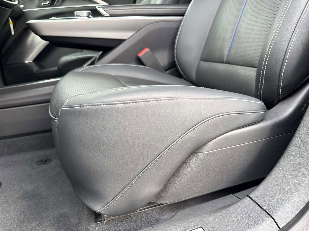 2024 Cadillac LYRIQ Sport 3