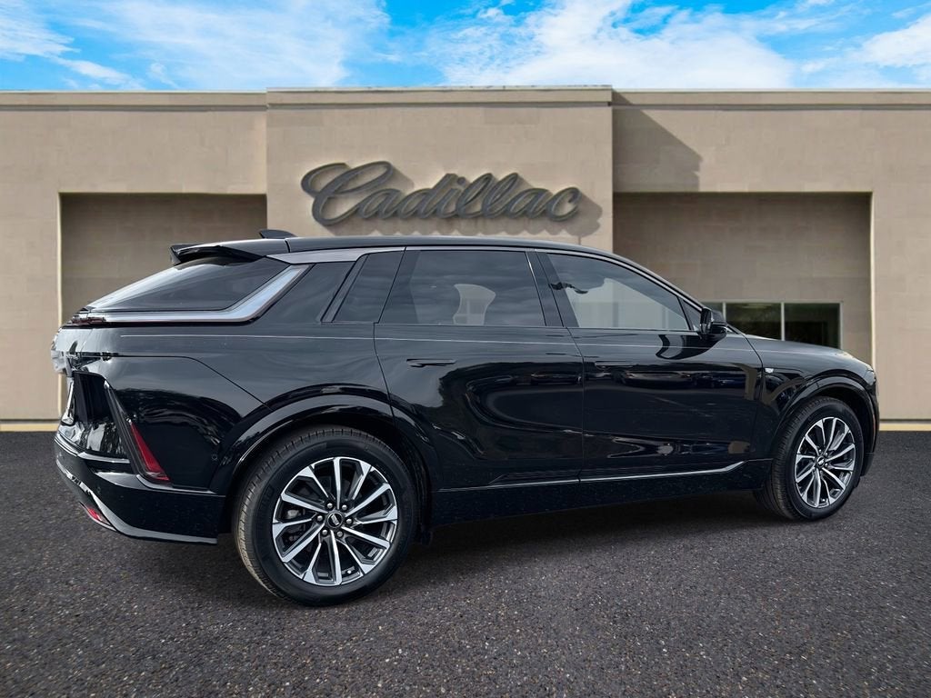 2024 Cadillac LYRIQ Sport 3