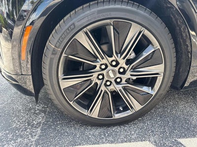2025 Cadillac LYRIQ Sport 3