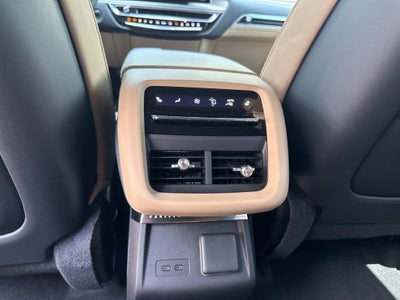 2025 Cadillac LYRIQ Sport 3