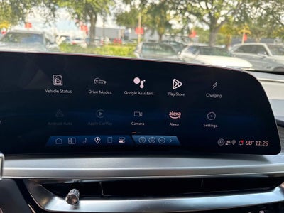 2025 Cadillac LYRIQ Sport 3