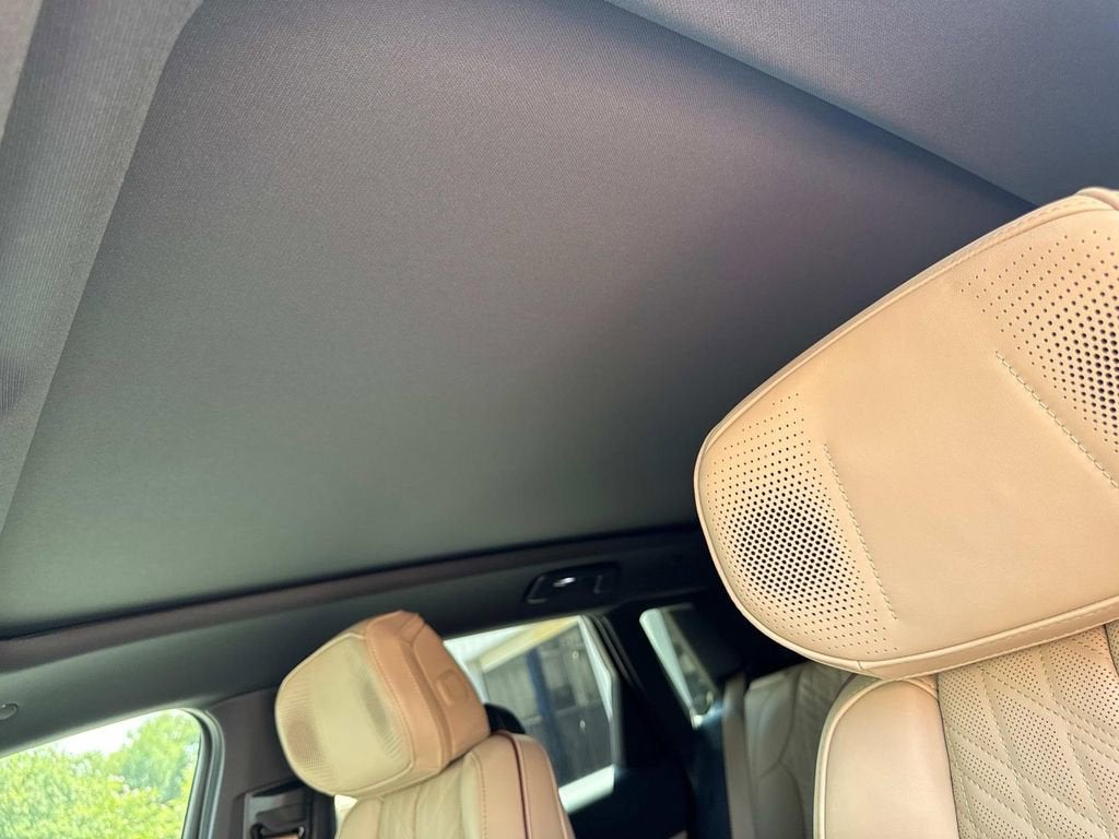 2025 Cadillac LYRIQ Sport 3