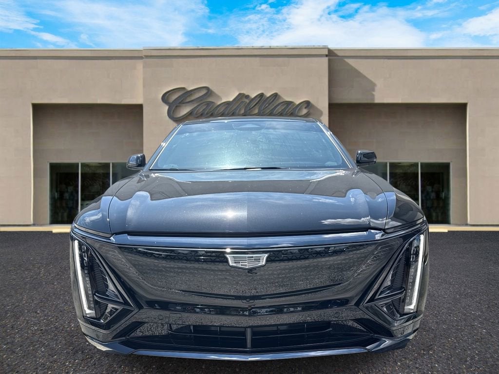2025 Cadillac LYRIQ Sport 3