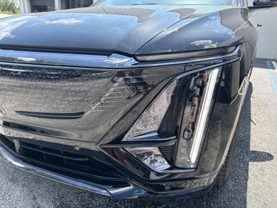 2025 Cadillac LYRIQ Sport 3