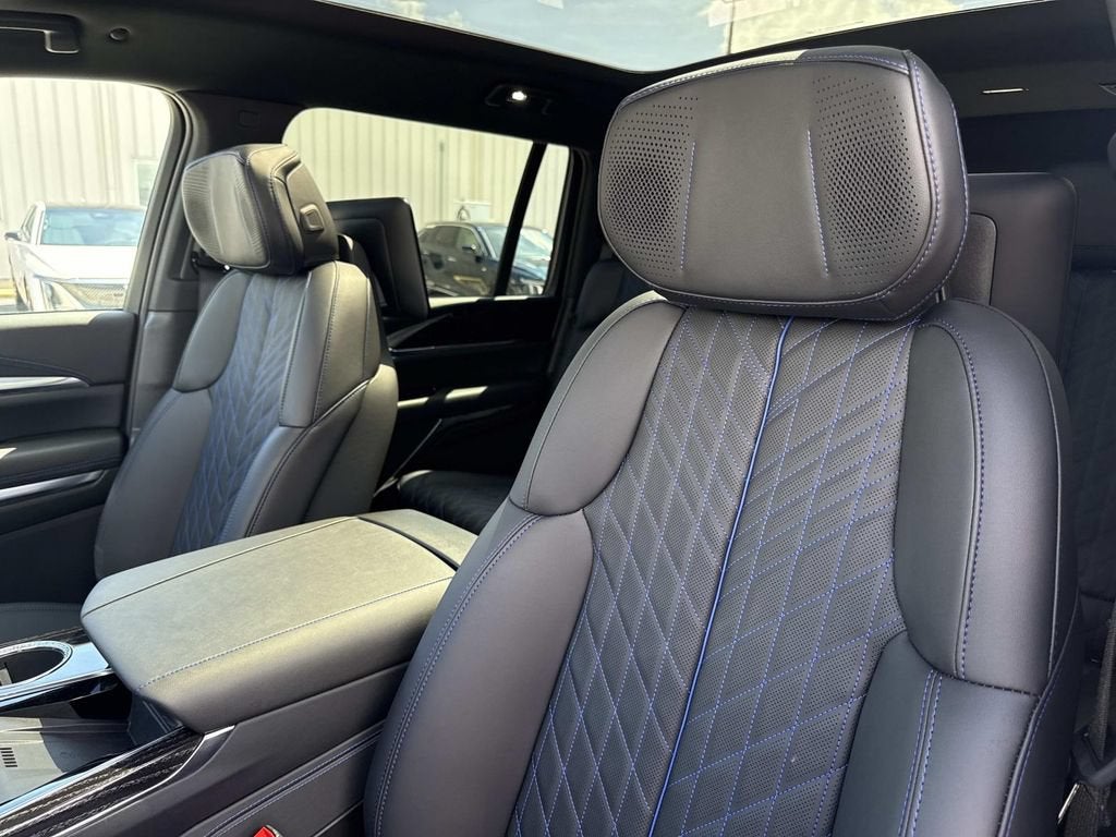 2026 Cadillac ESCALADE IQL Luxury