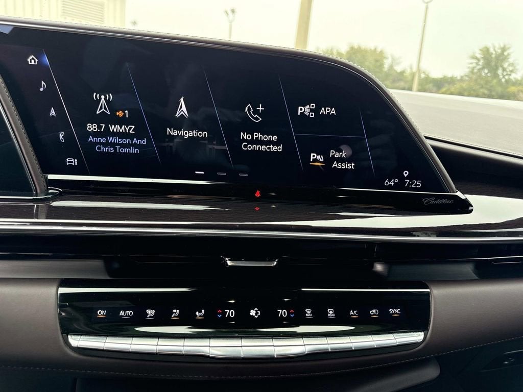 2022 Cadillac Escalade Premium Luxury Platinum