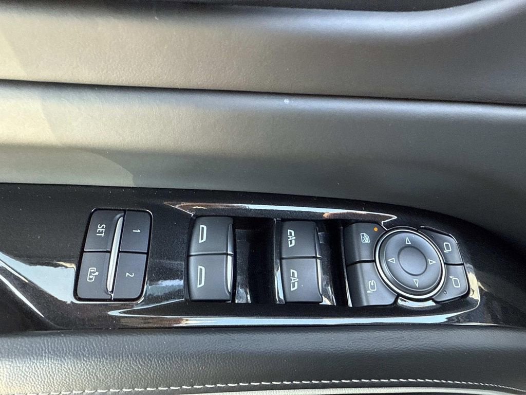 2024 Cadillac Escalade ESV Sport Platinum