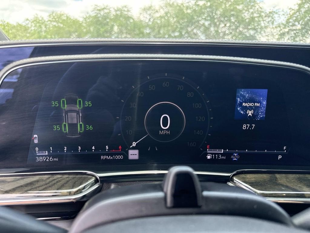 2023 Cadillac Escalade Premium Luxury