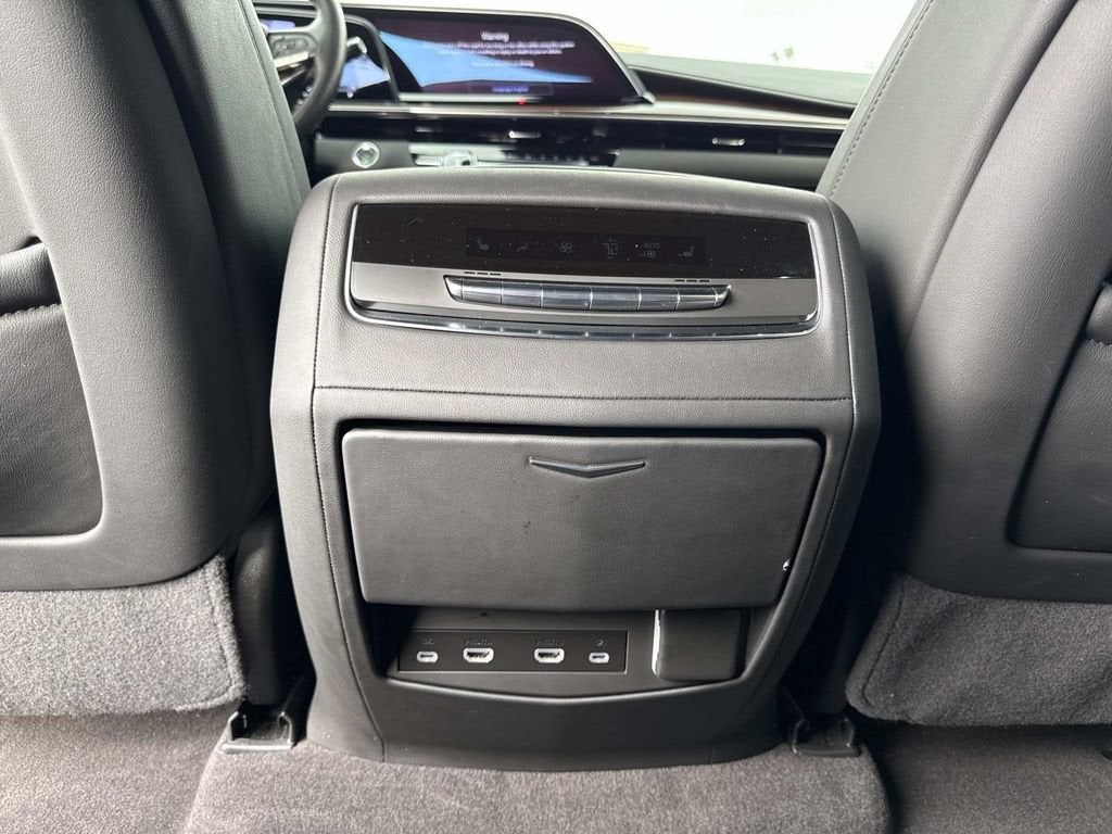 2024 Cadillac Escalade ESV Premium Luxury