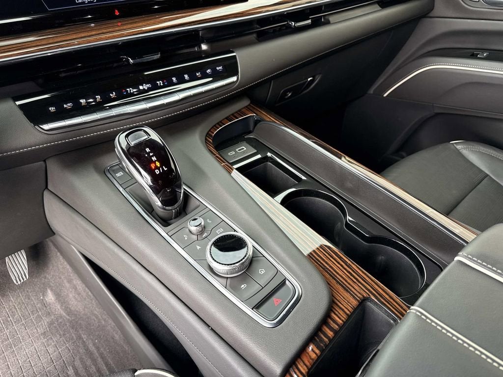 2024 Cadillac Escalade ESV Premium Luxury