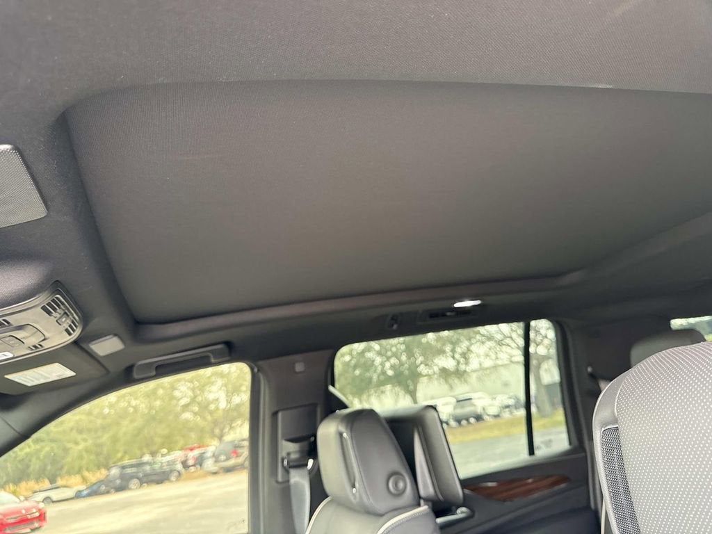 2024 Cadillac Escalade ESV Premium Luxury