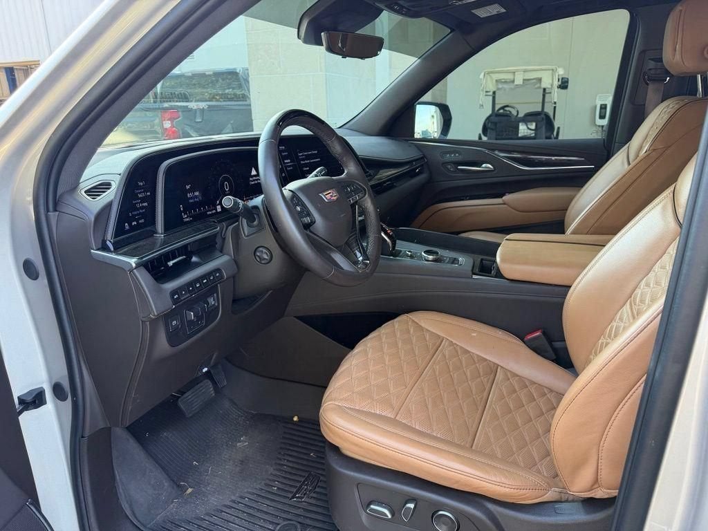 2024 Cadillac Escalade ESV Sport
