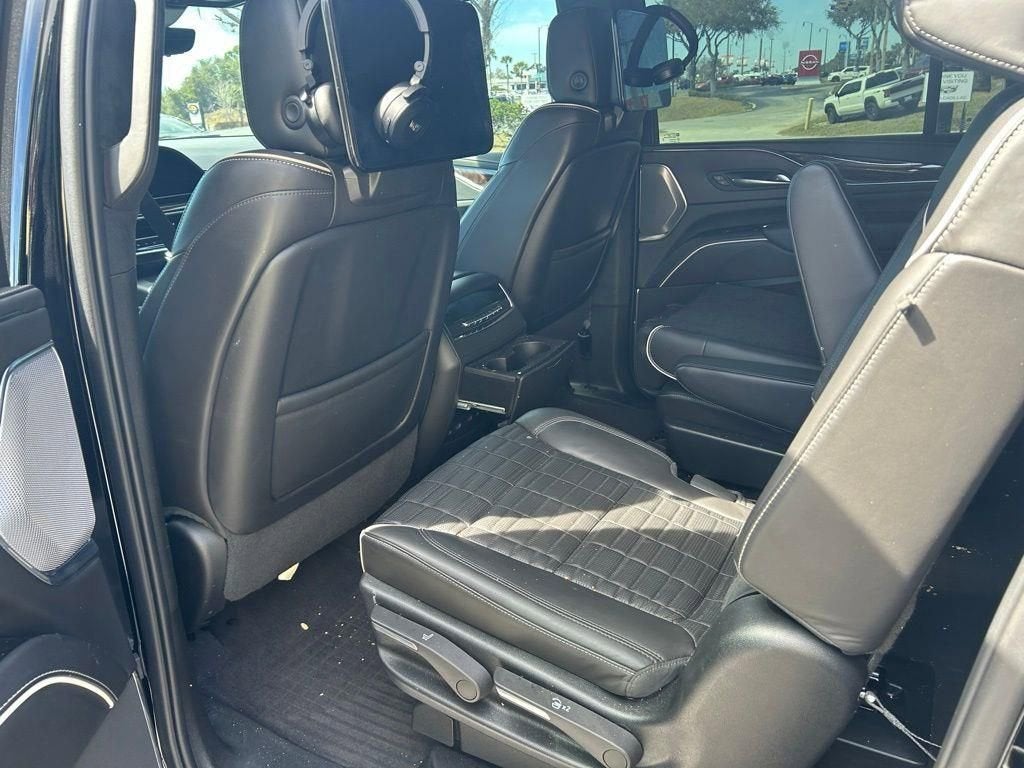 2023 Cadillac Escalade ESV Sport Platinum